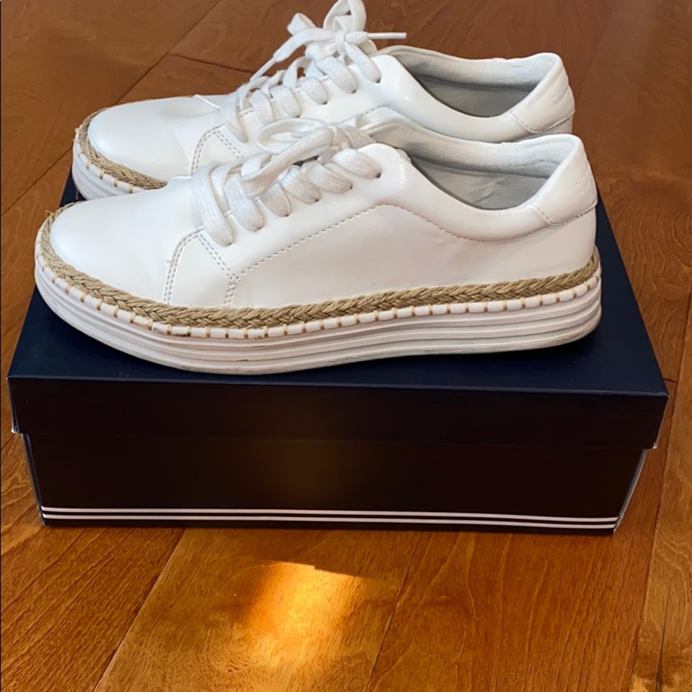 Nautica Lace Up Sneakers